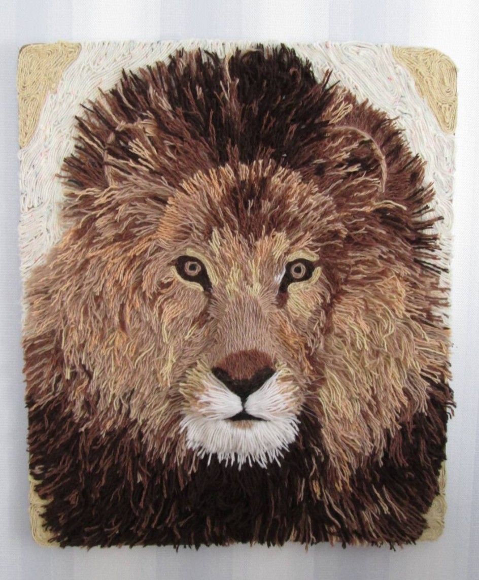 «Лев» - Объёмное панно в технике ниткография