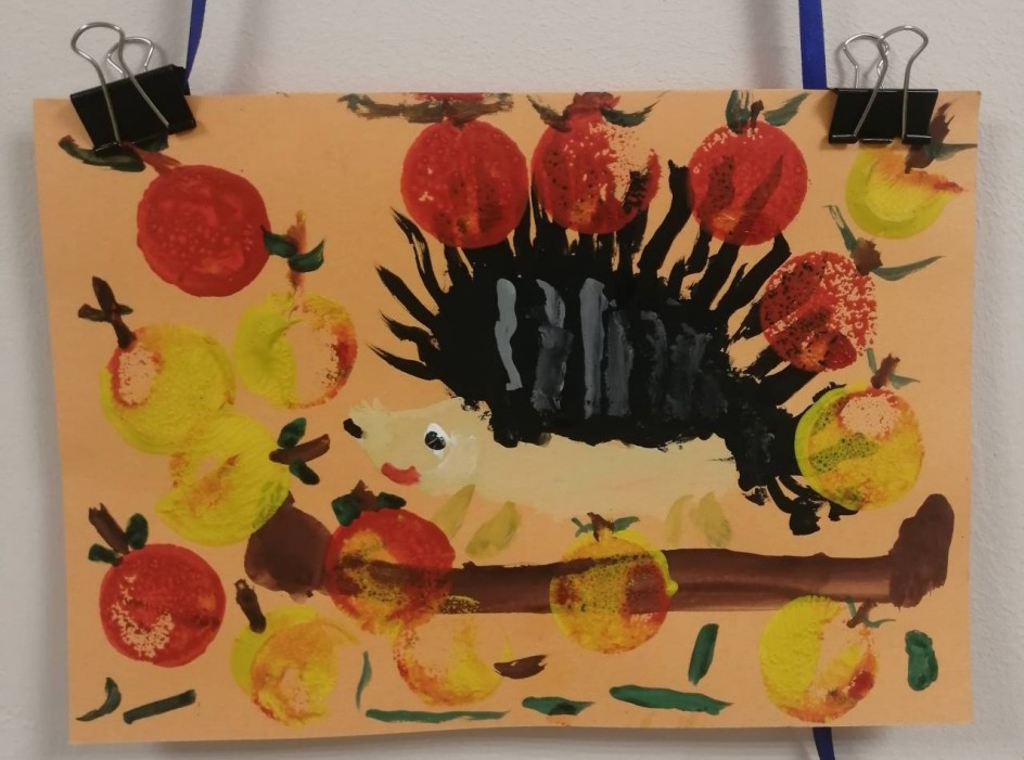 "Ежик с яблоками"