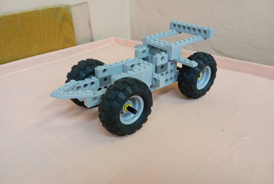 машина для гонок