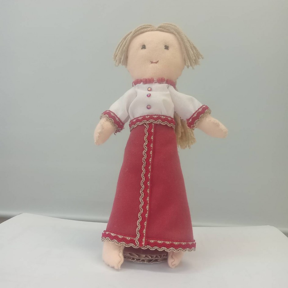 "Кукла в национальном русском костюме"