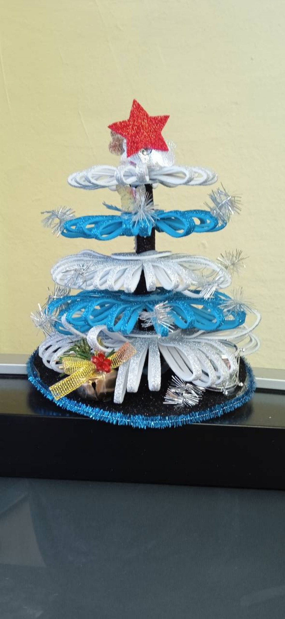 Серебристая красавица