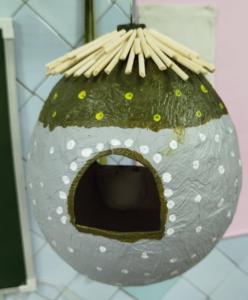 Кормушка "Птичье кафе"