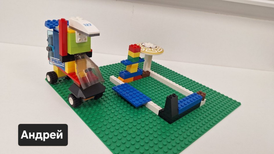 Полицейская машинка