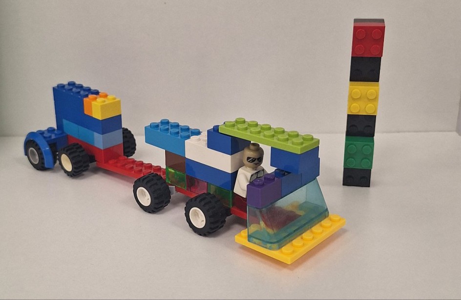 Фура с водителем