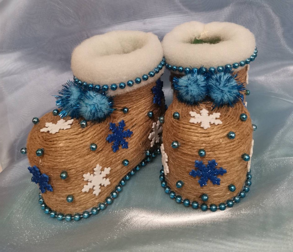 Валенки для деда Мороза