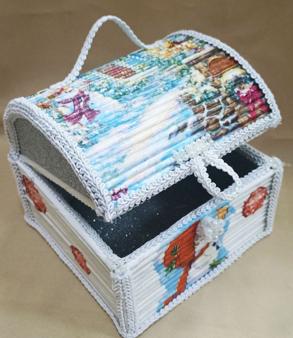 новогодний ларец