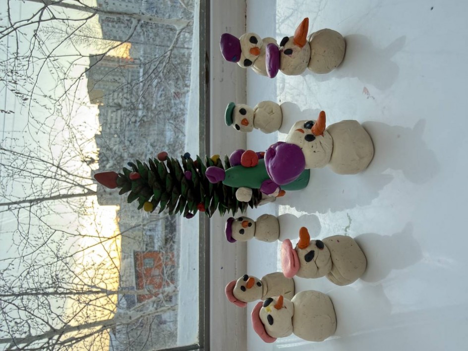 Хоровод снеговиков