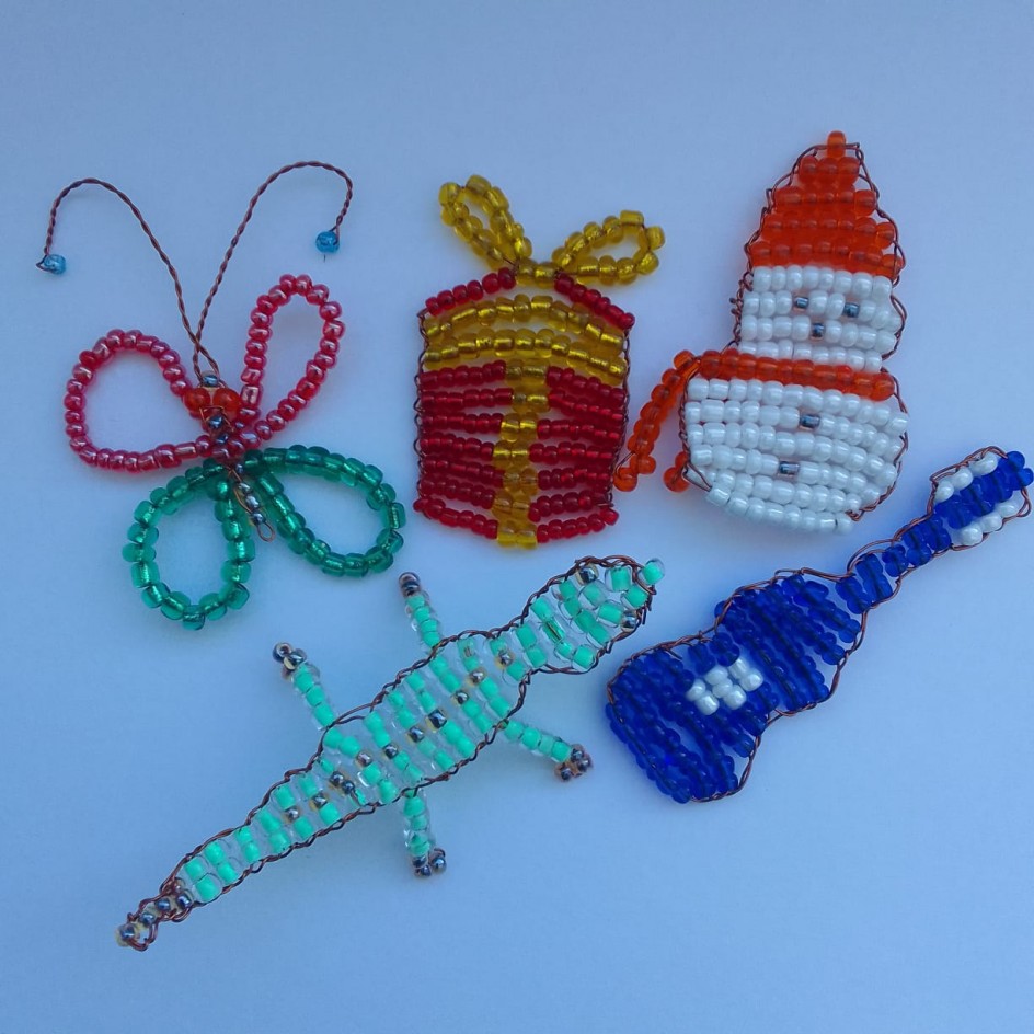 Игрушки из бисера