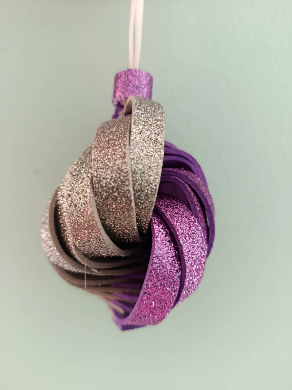 Новогодняя игрушка