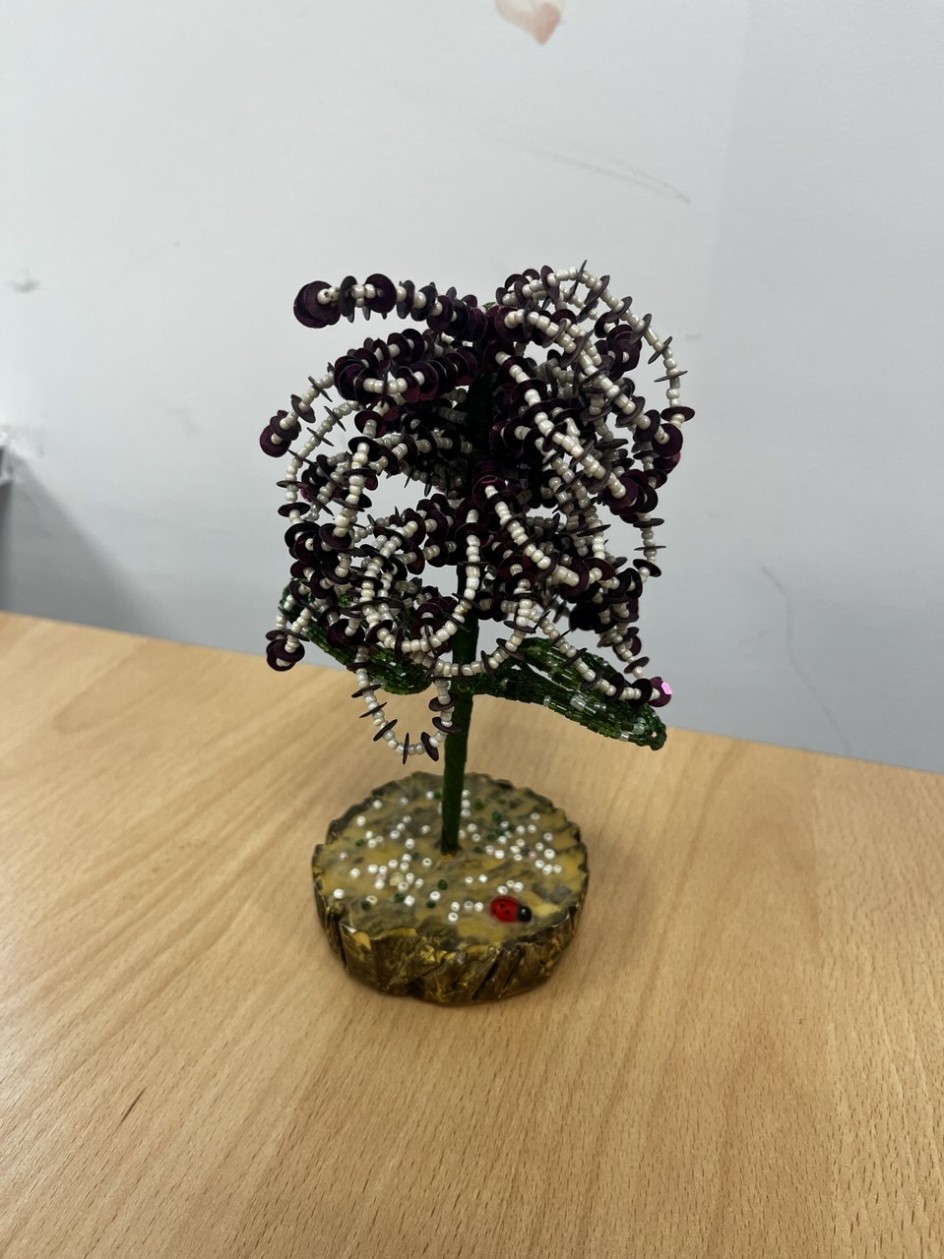 Дерево из бисера