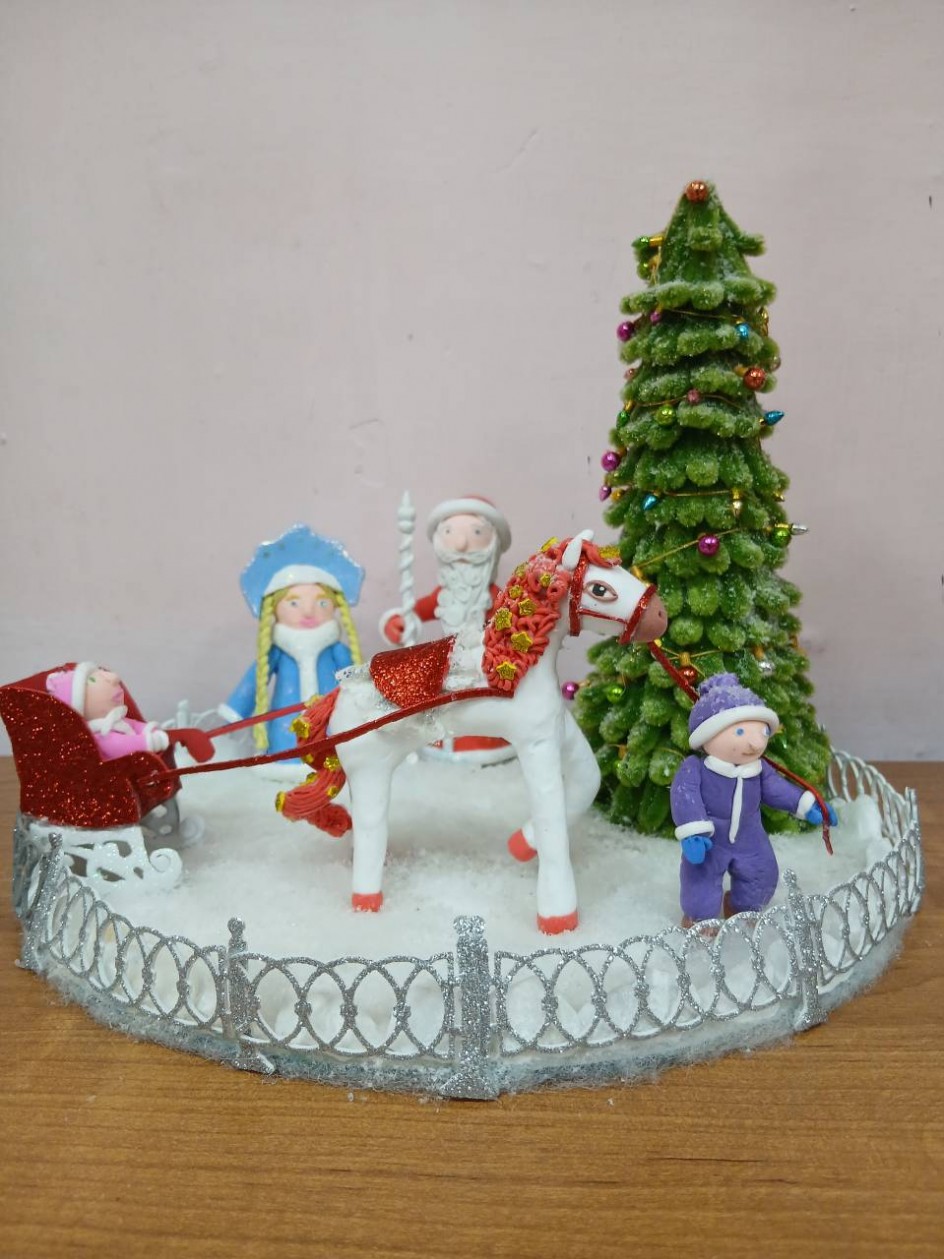 "Праздник у ёлки"