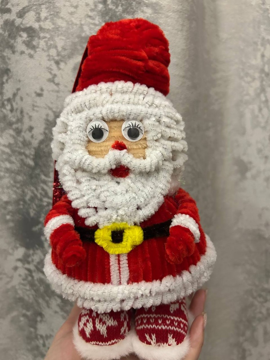 "С днем рождения, Мороз-красный нос!"