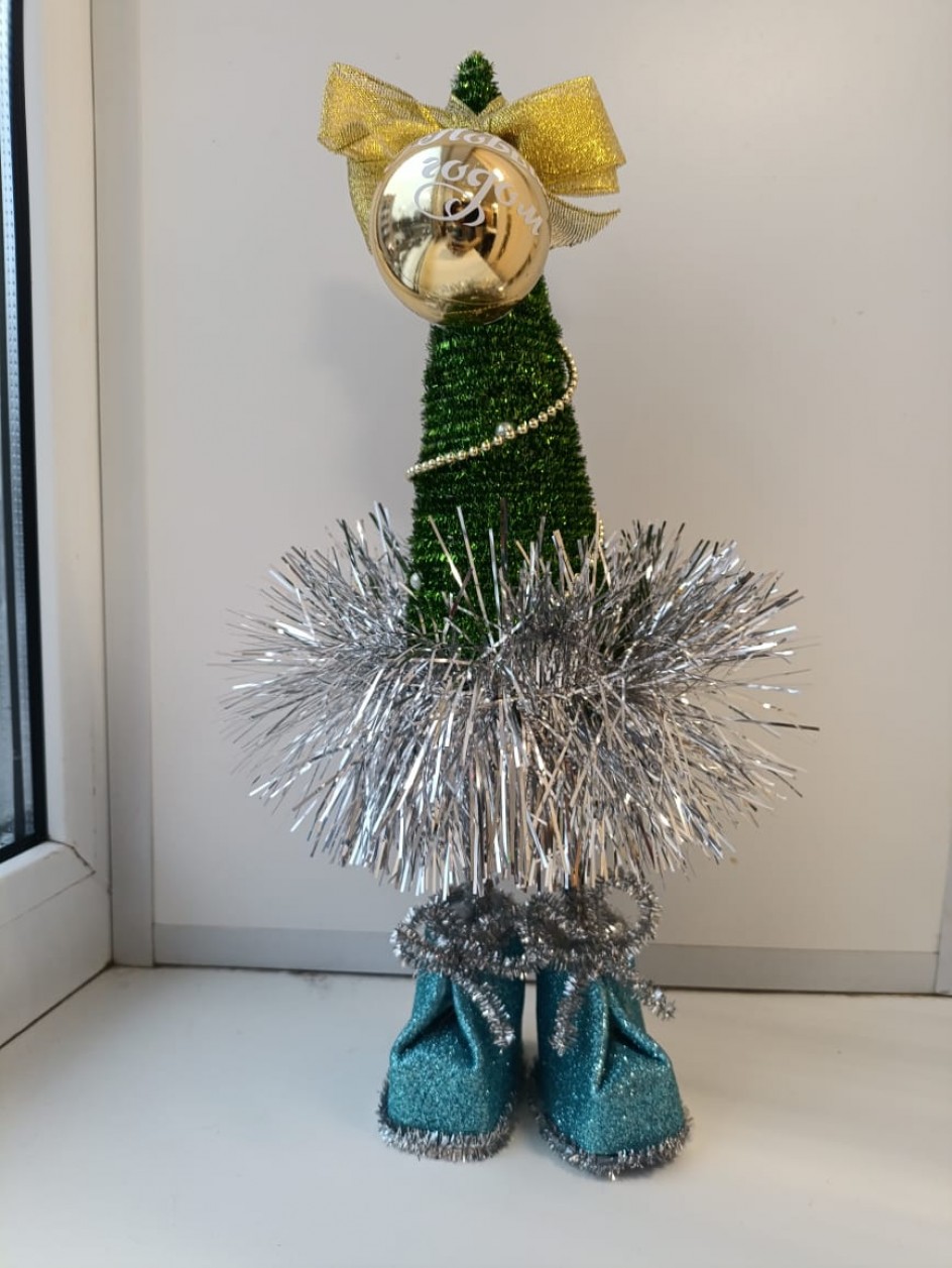 "Ёлка в гости к нам пришла!"