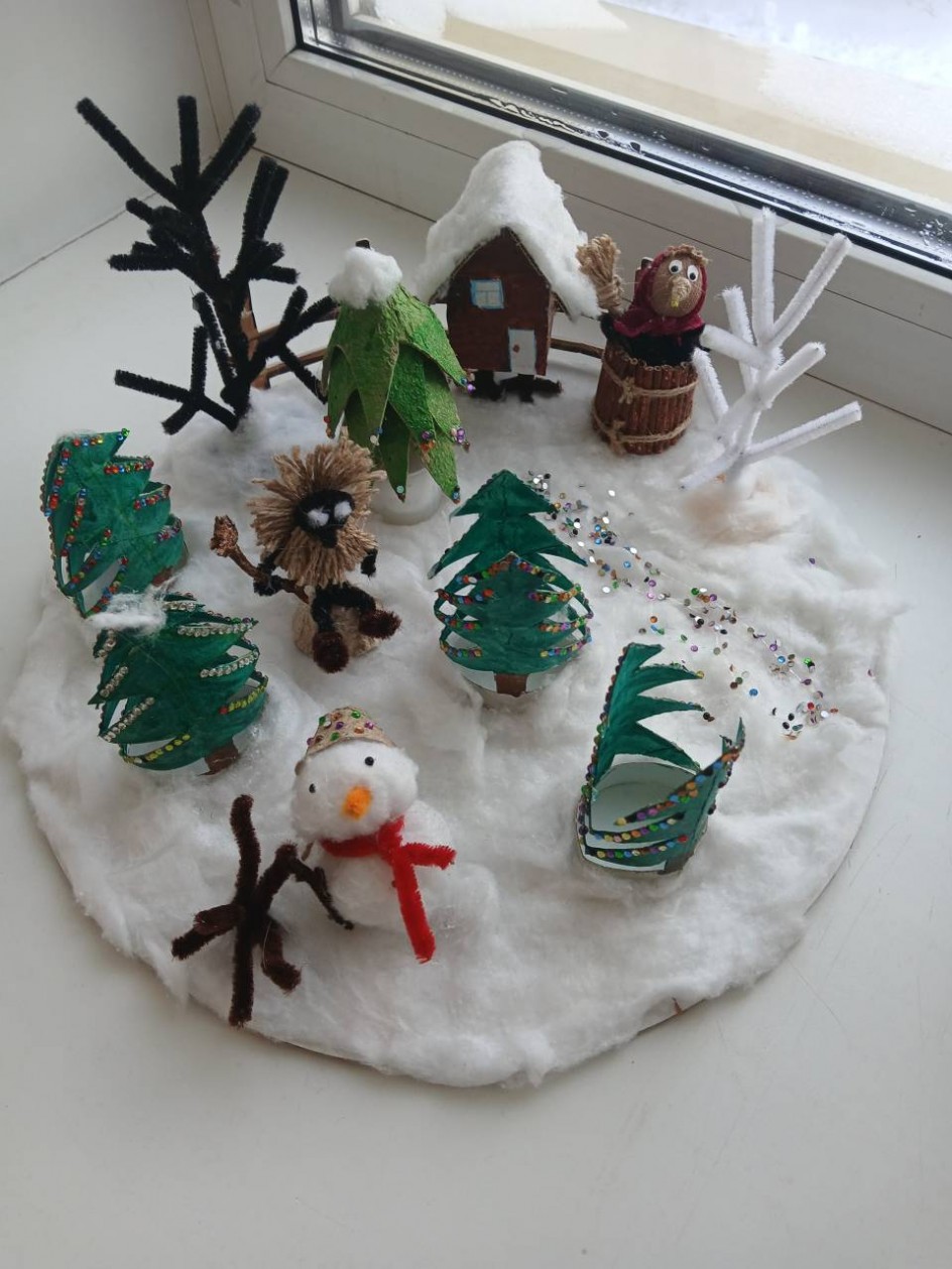 " В лесу у Деда Мороза"