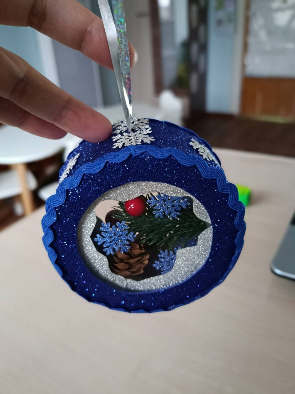 Новогодняя игрушка