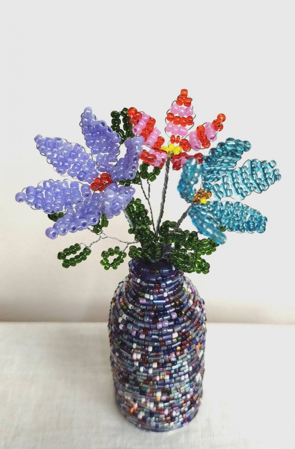 "Бисерные цветы в бисерной вазе"