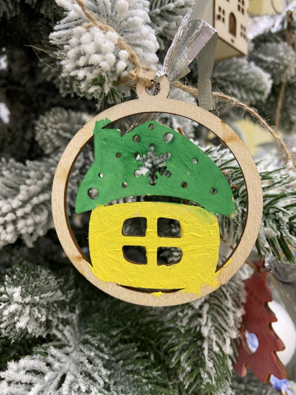 Елочные игрушки