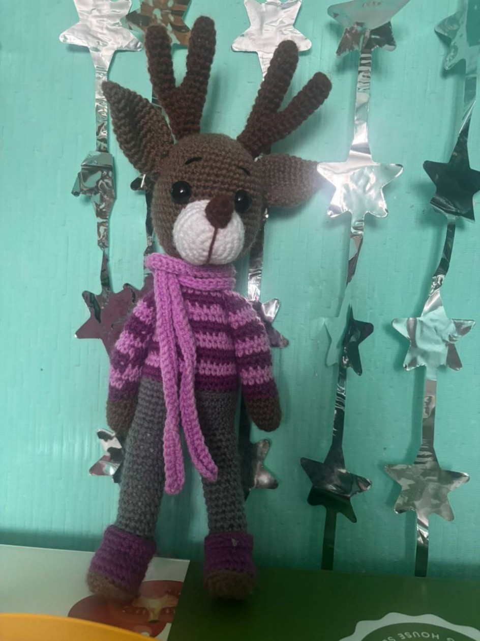 Вязаный олень