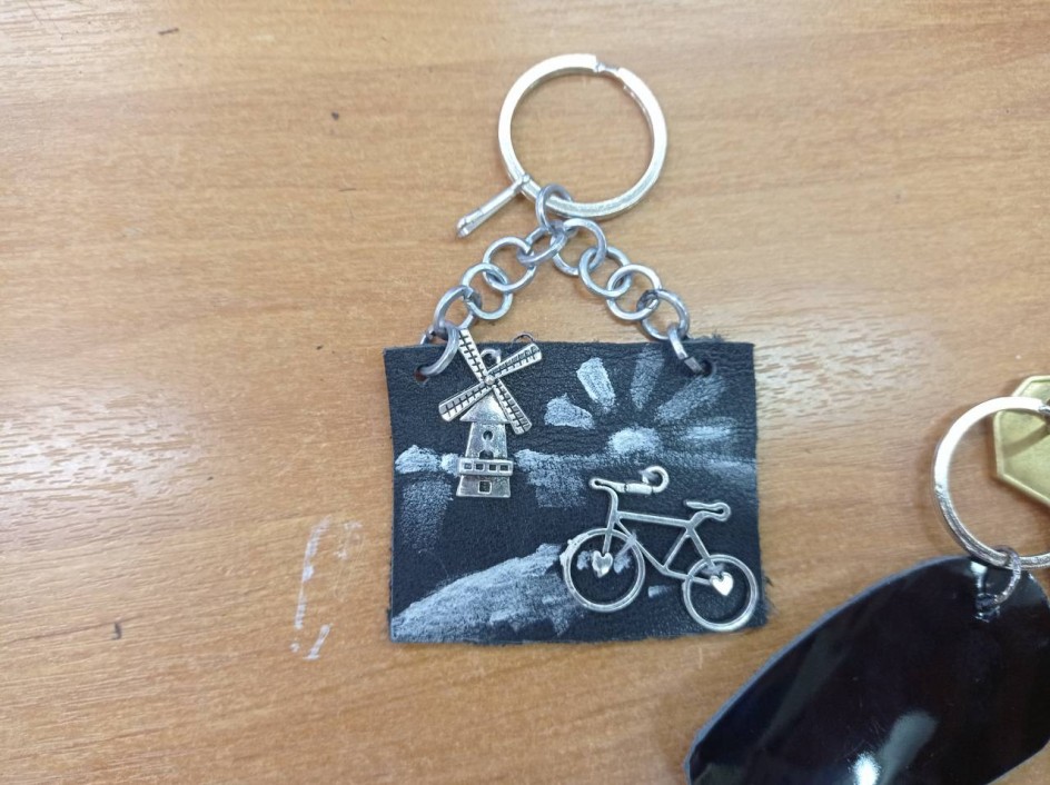 Брелок для сумки