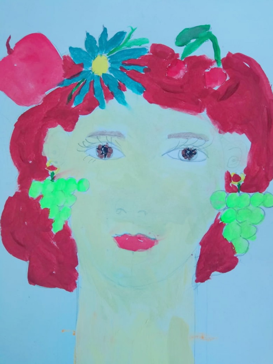 Фруктовый портрет мамы