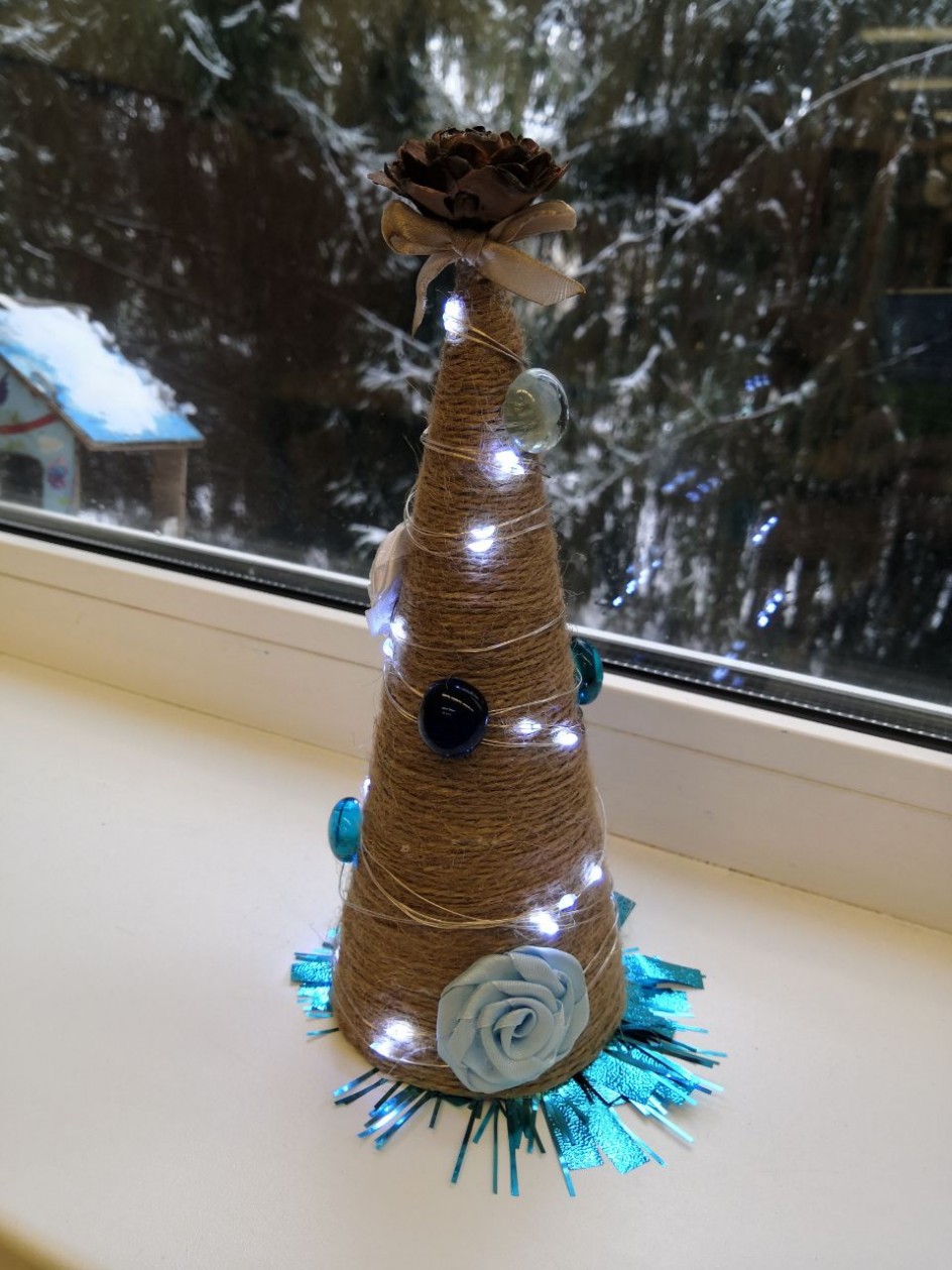 Елочка- красавица