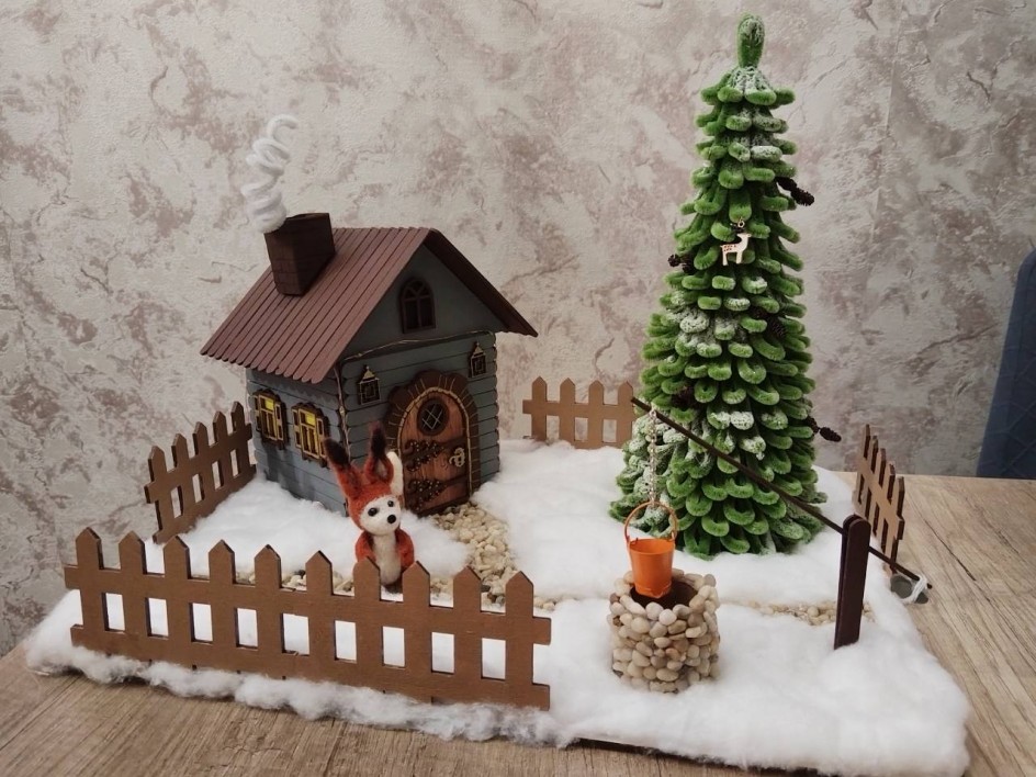 У домика в лесу