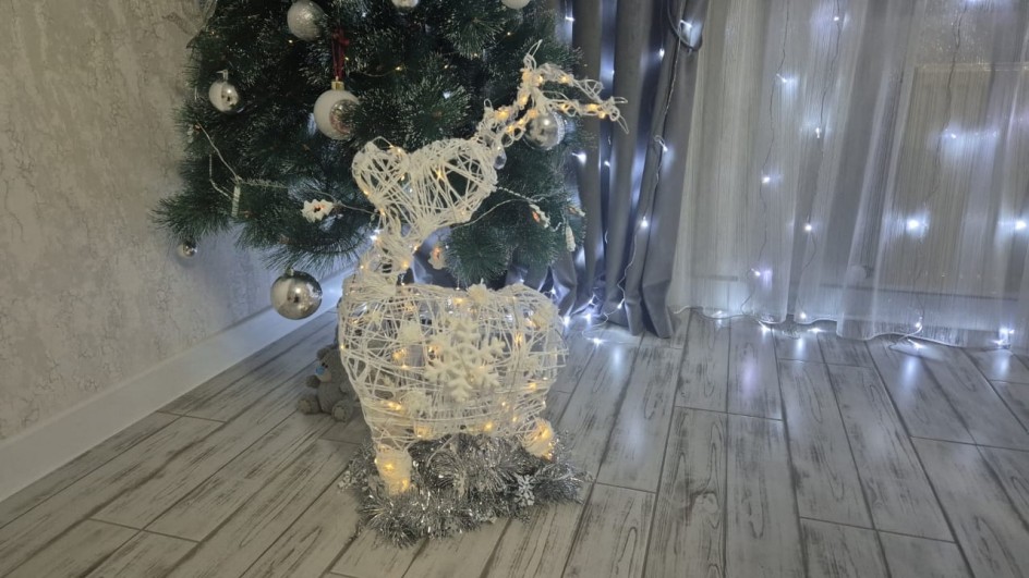 Новогодний олень