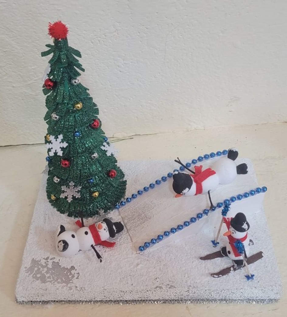 "Веселые снеговики"