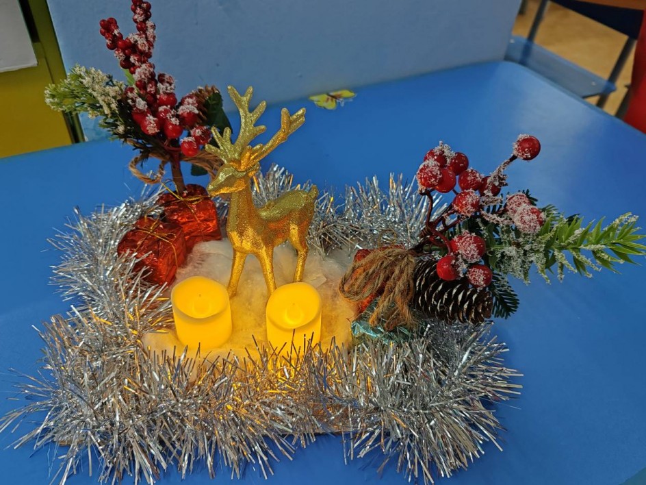 Новогодний олененок