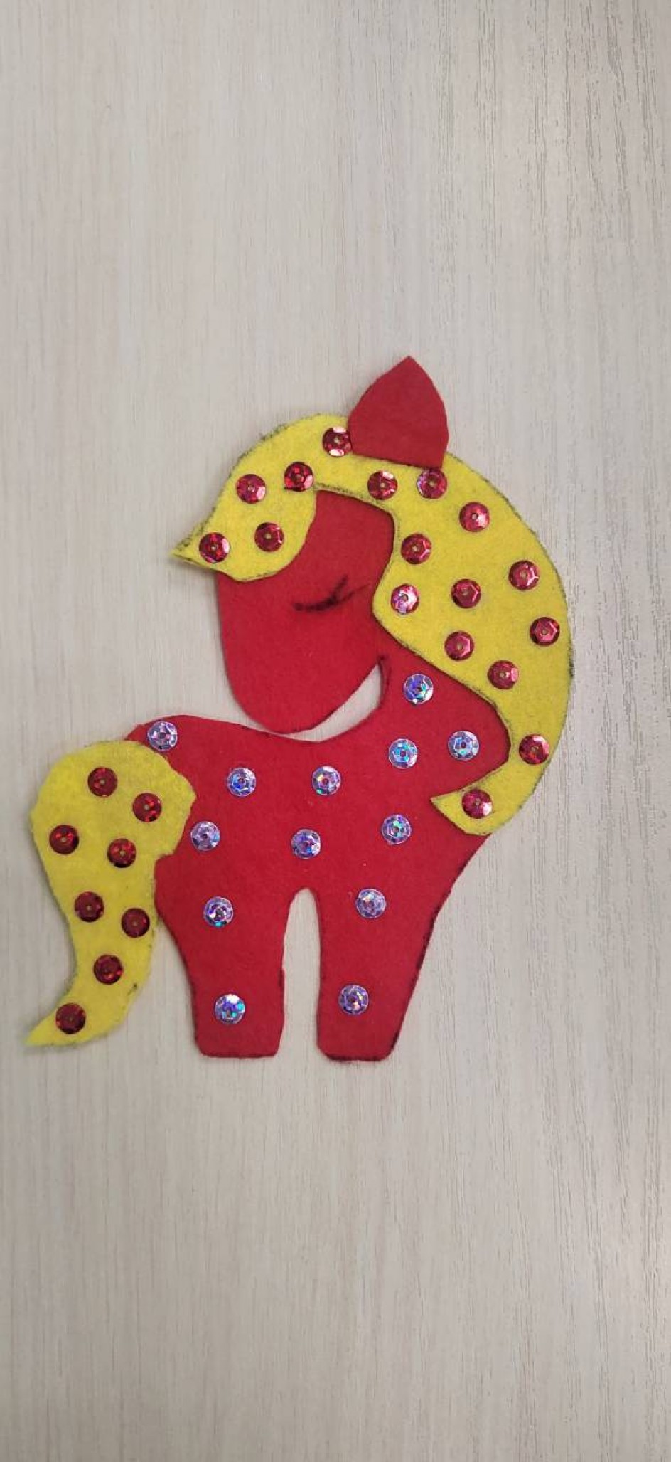 Скромная лошадка