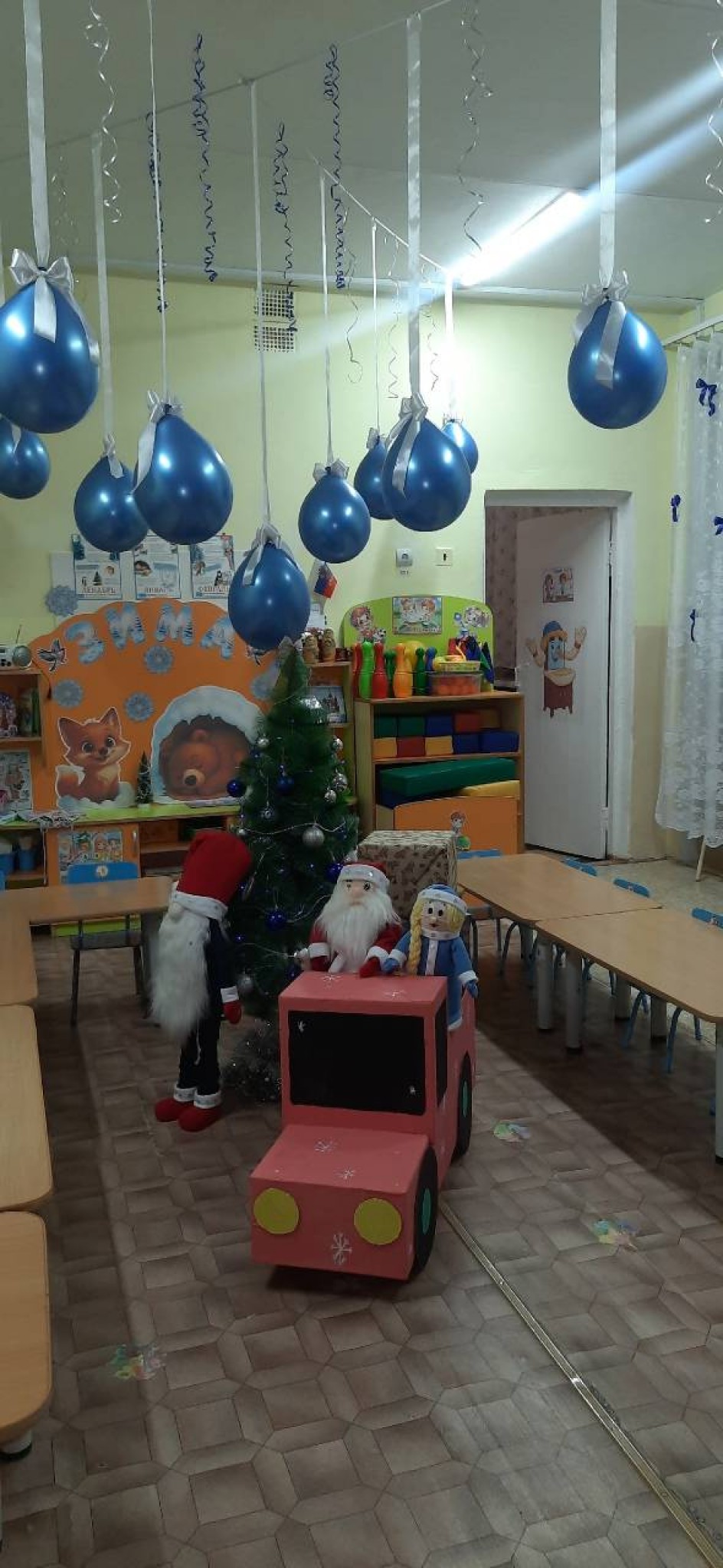 Царство серебра и бантов