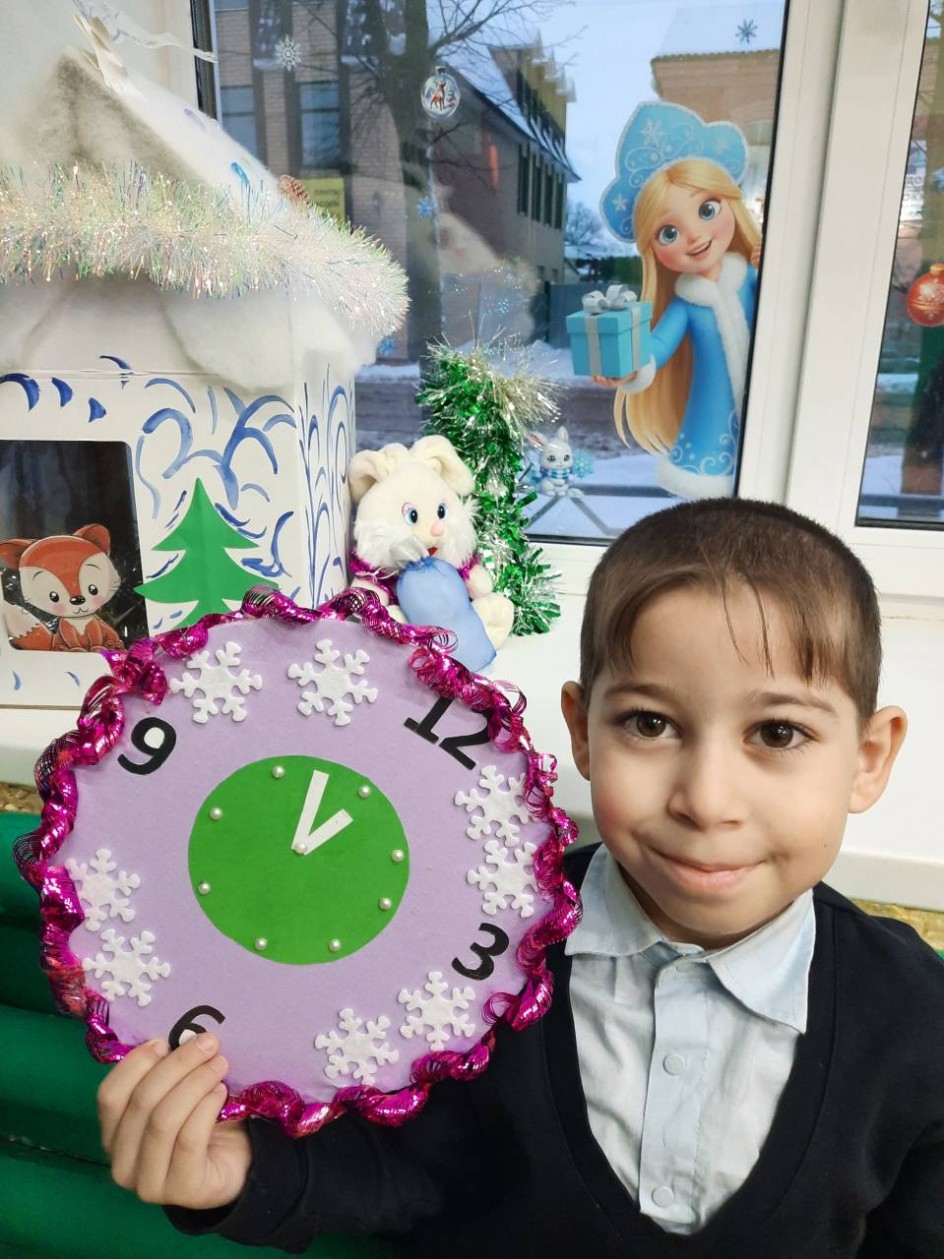 Новогодние часы