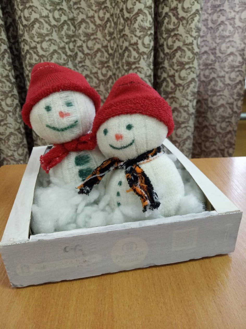 "Снеговики-весельчаки"