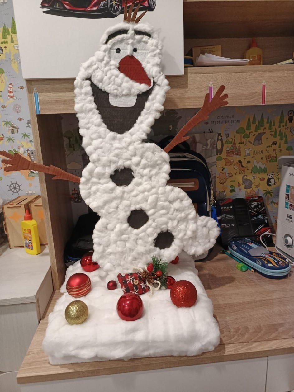 "Веселый снеговик Олаф"