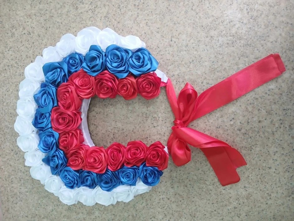 Россия в символах сильна