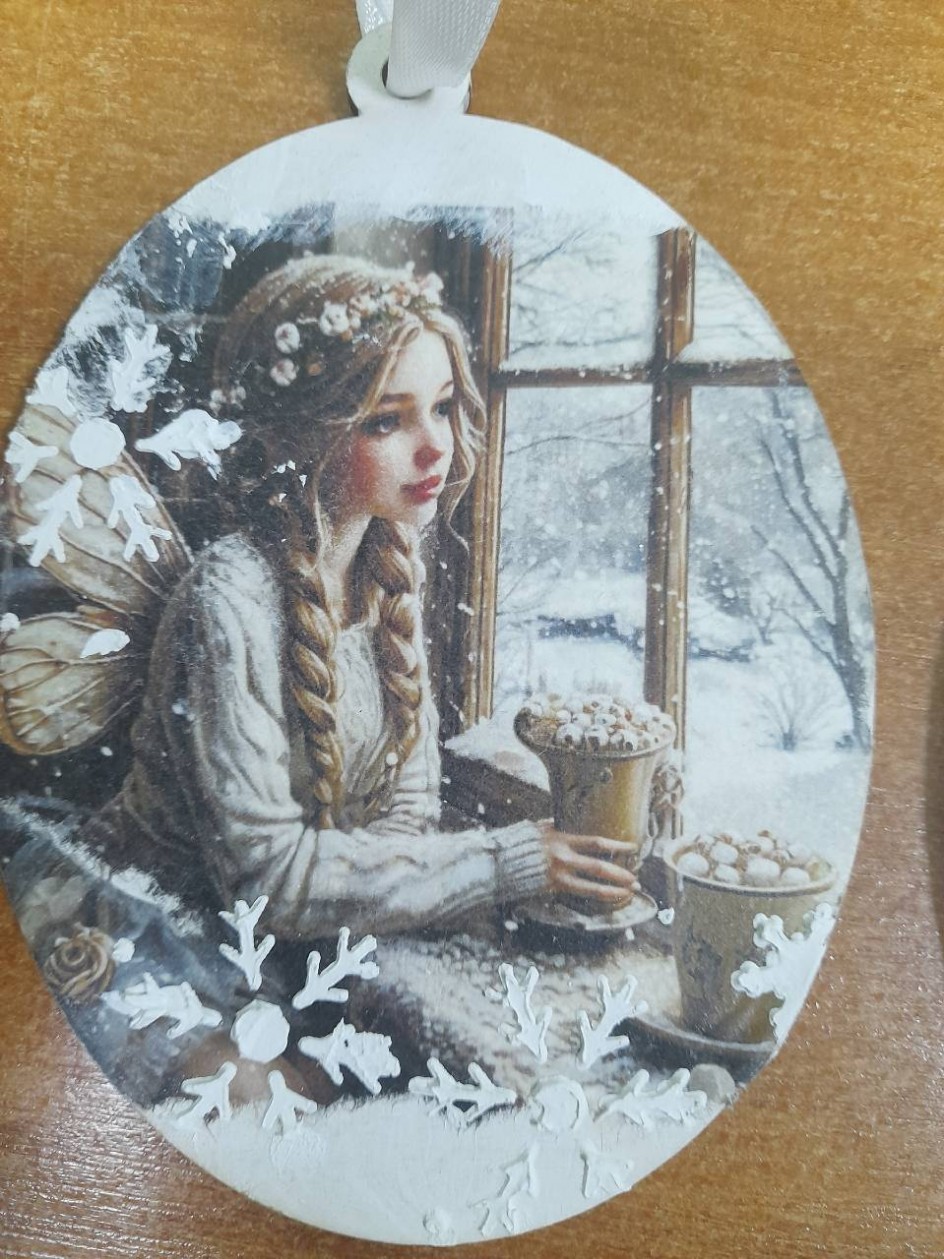 Ёлочная игрушка в стиле XIX века