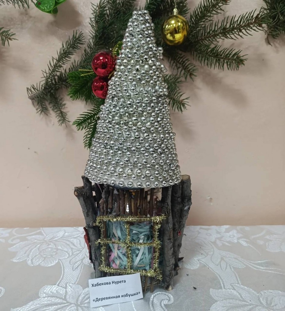 Деревянная избушка