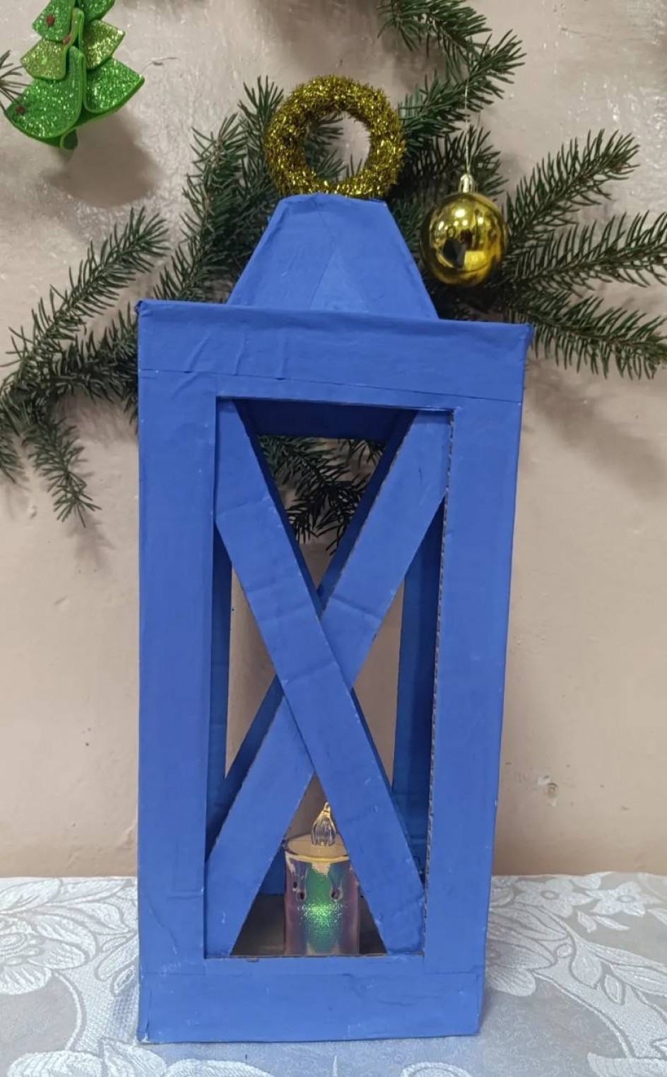 Новогодний фонарь