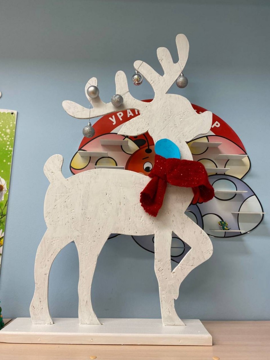 Новогодний олень