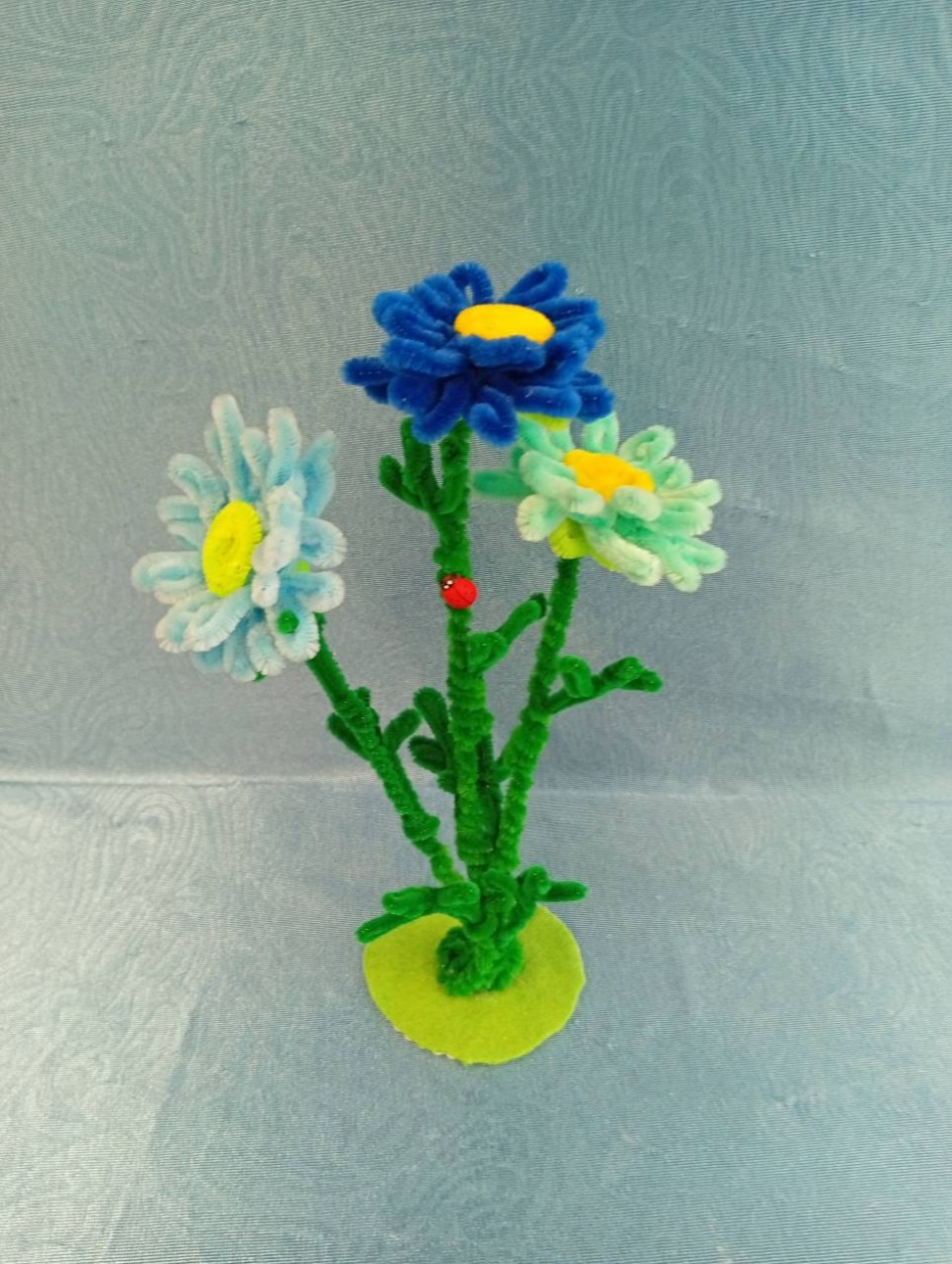 Букет декоративных ромашек