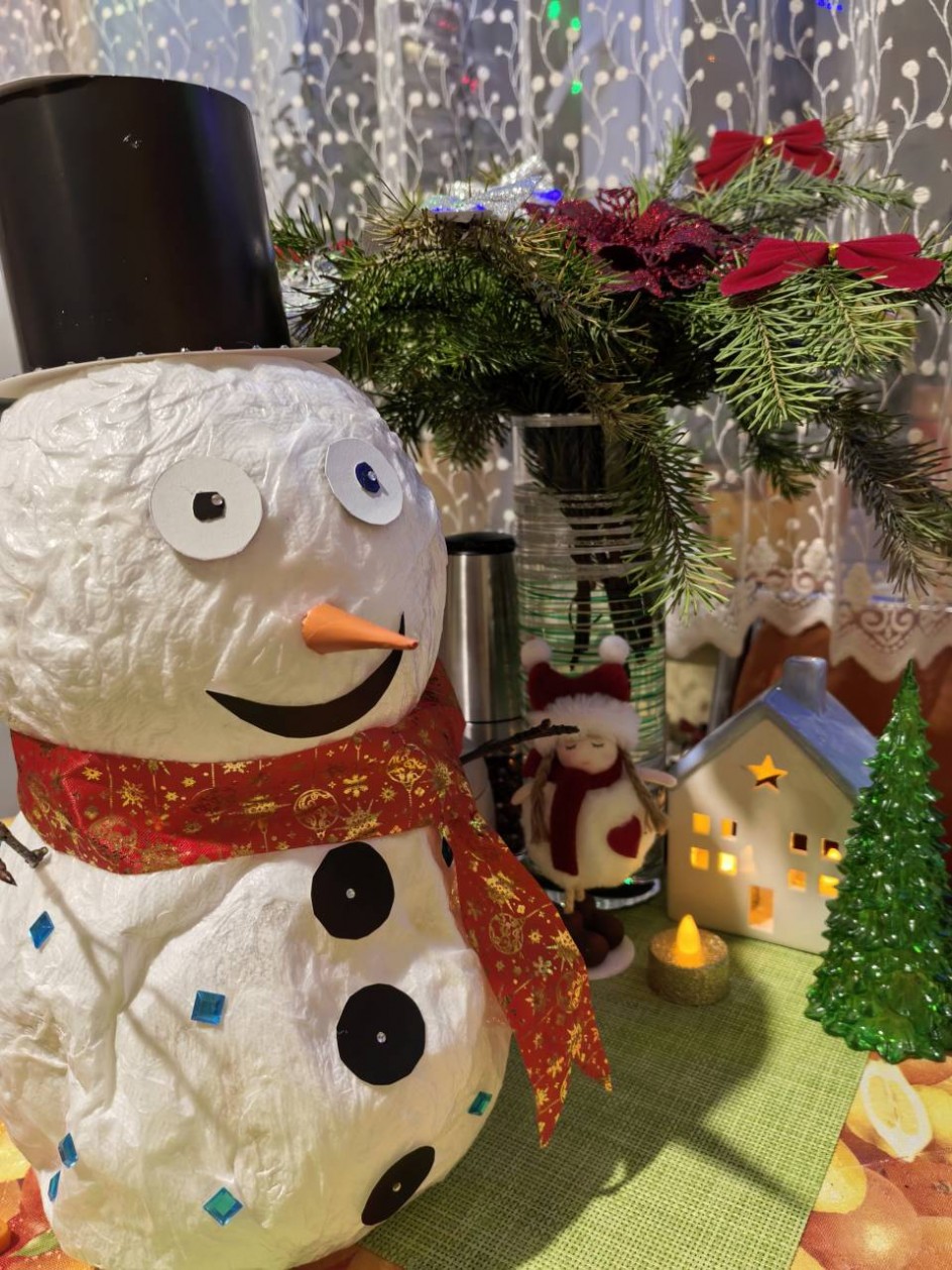 "Веселый снеговик"