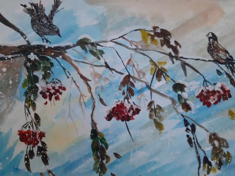 Птицы над ветками рябины
