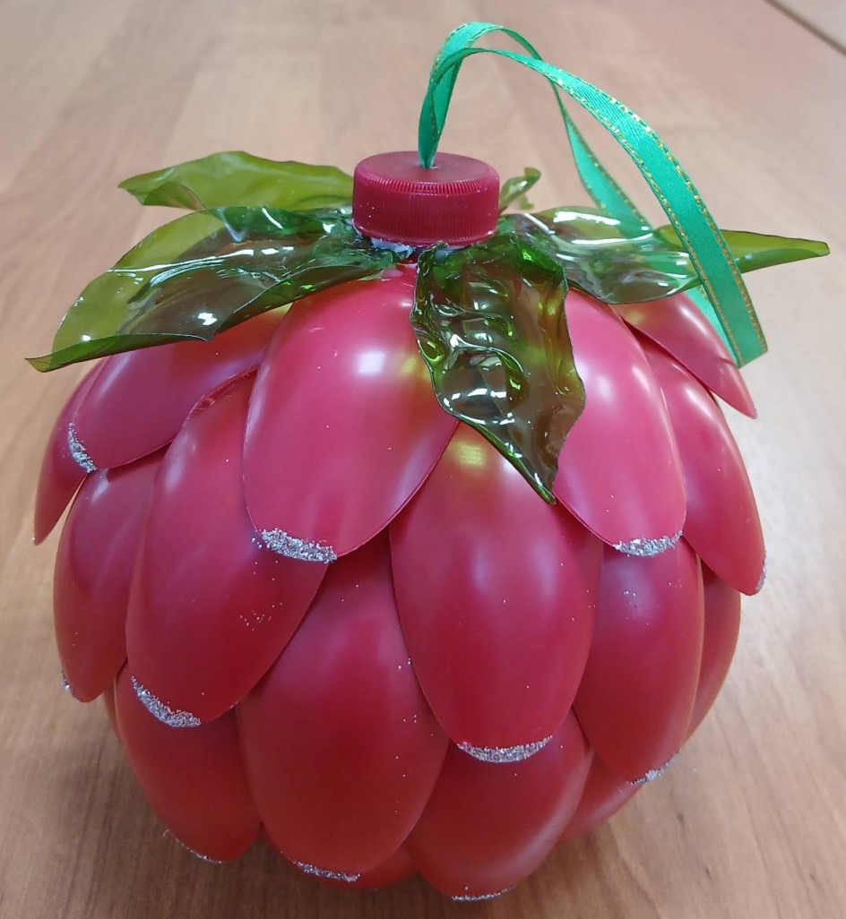 "Ёлочная игрушка"