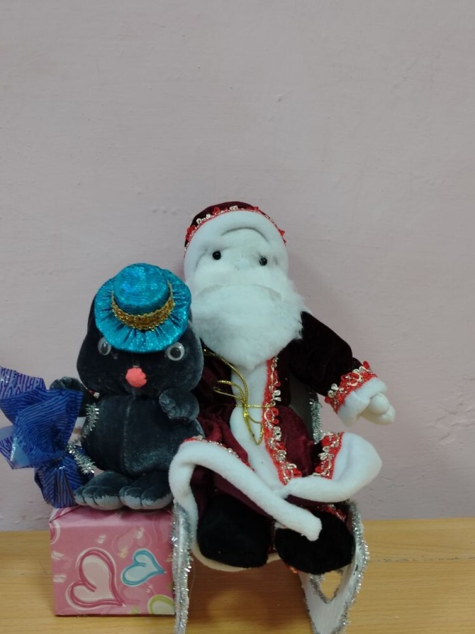 "Дед Мороз на санках"