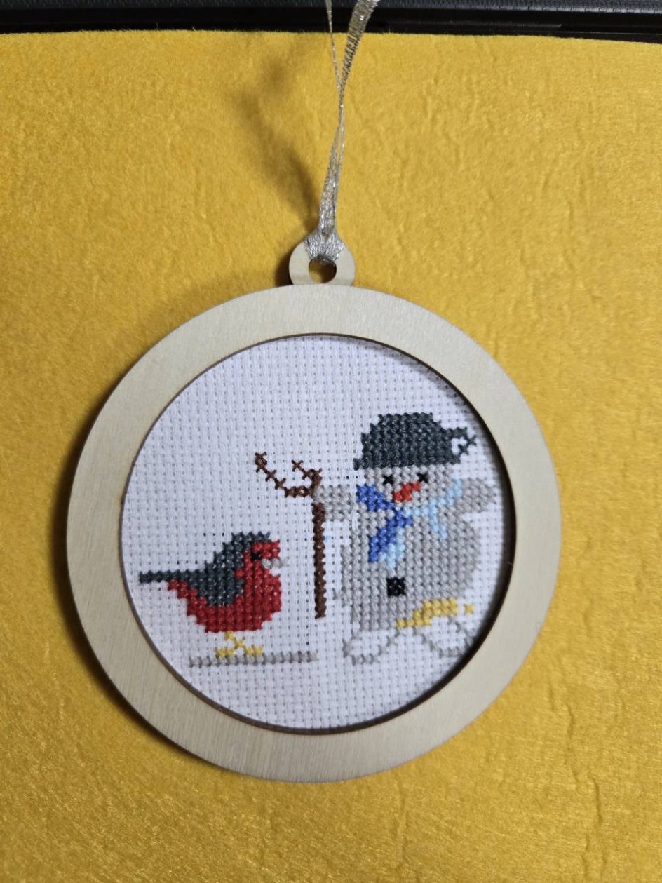 Елочная игрушка "Снеговичок"