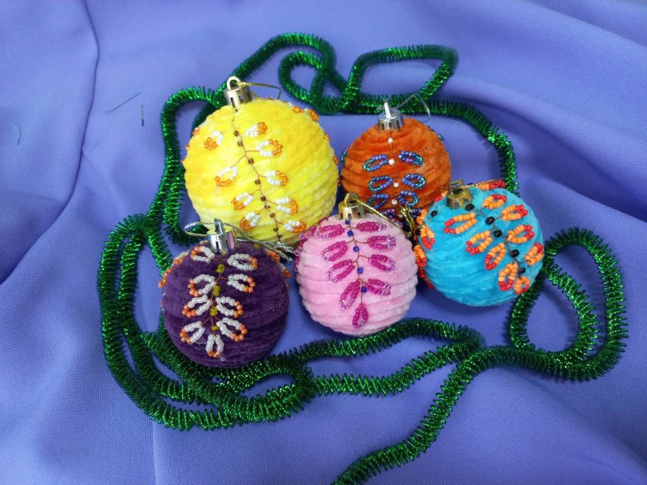 "Новогодние шары"