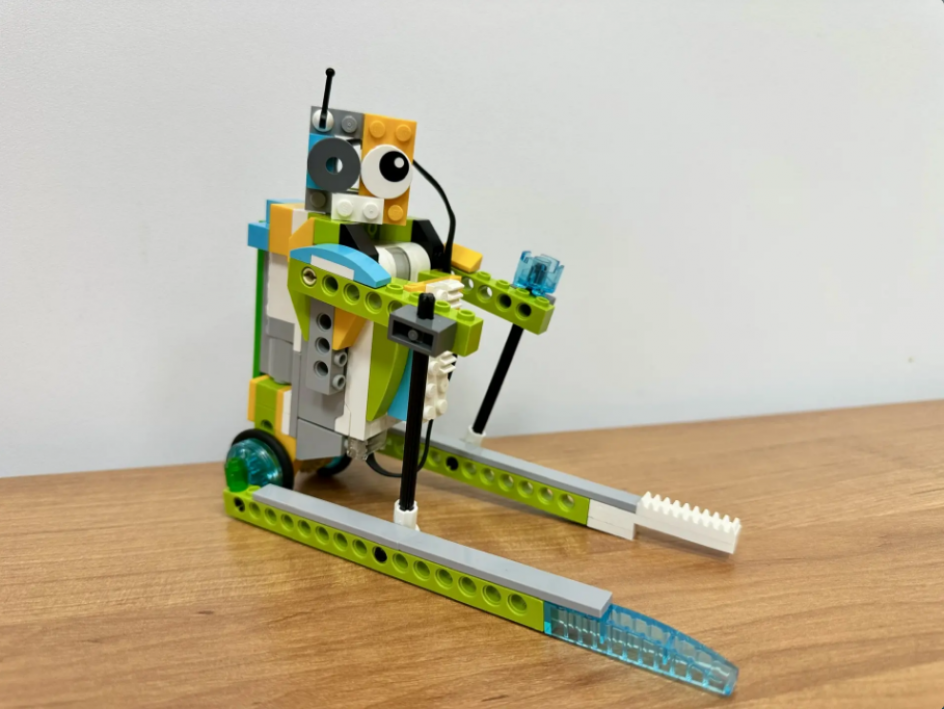 Лыжник-киборг