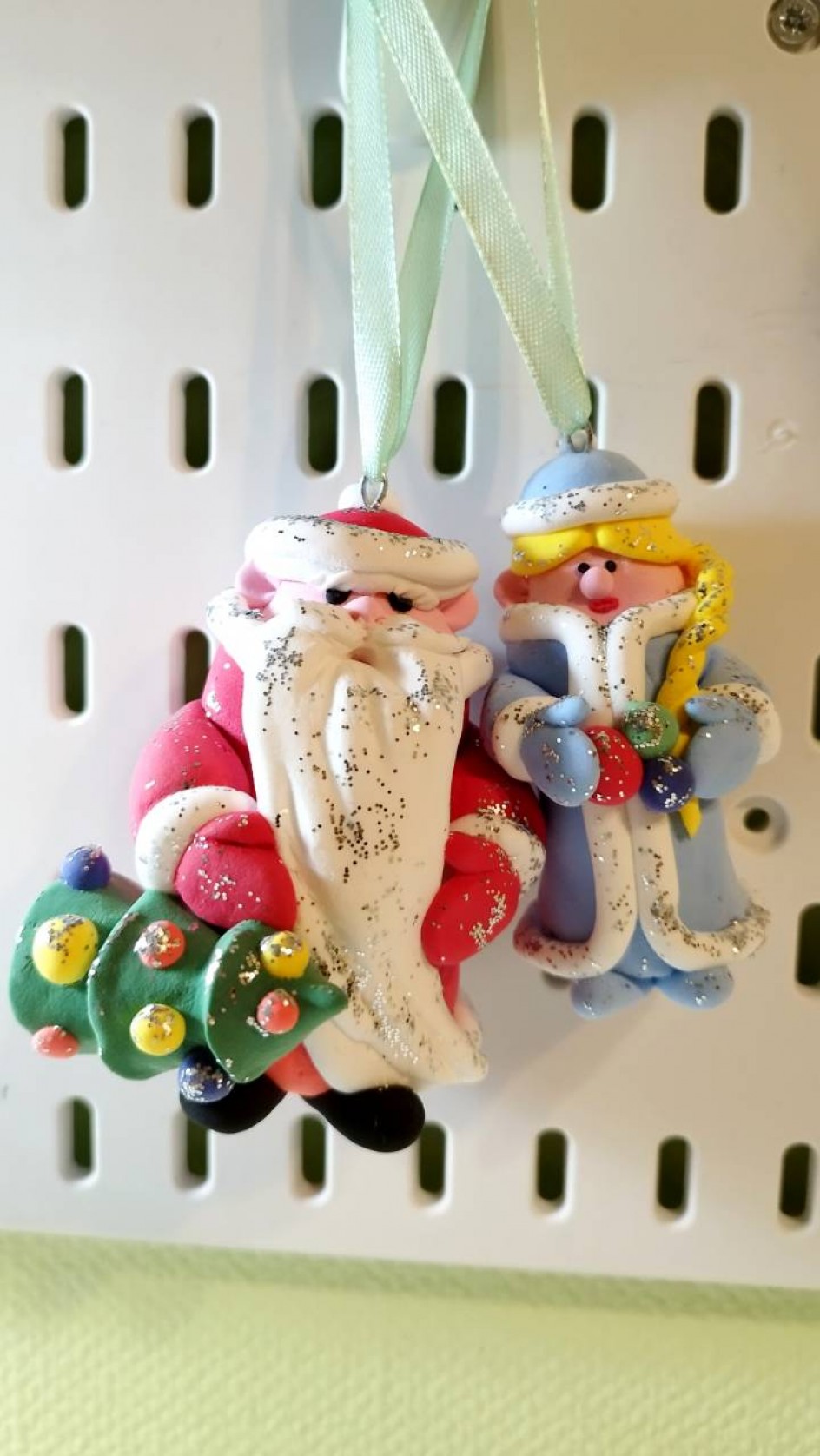 Дедушка Мороз и Снегурочка