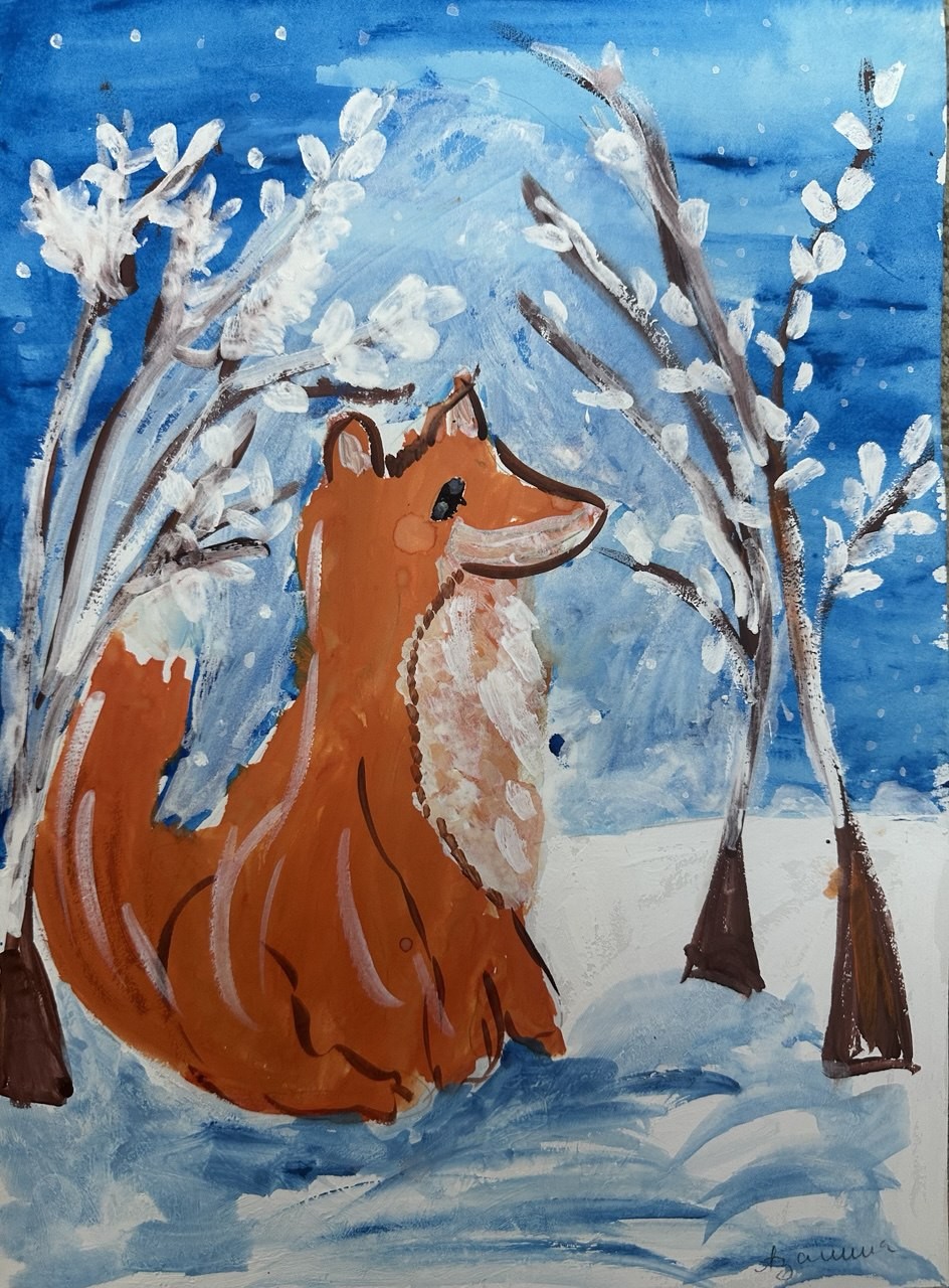 Лисичка под снежными ветвями