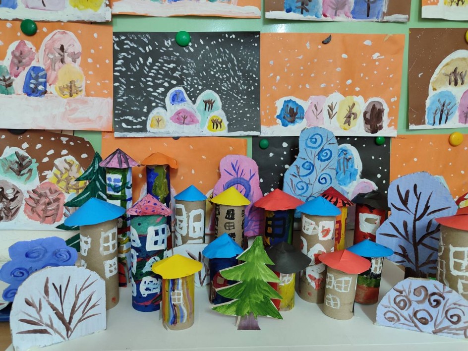 "А у нас во дворе"